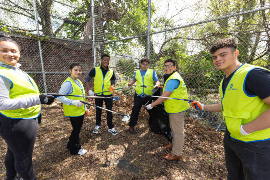 Philadelphia USA ASEZSTAR Wisterplayground CleanUP 04.27 (5)
